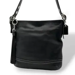 【美品】COACH コーチ　レザー ショルダーバッグ 黒　タッセル　チャーム