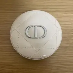 Dior ディオールスキンフォーエヴァー　クチュールルミナイザー