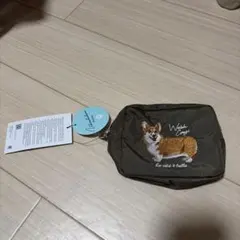 コーギー刺繍のナイロンポーチ