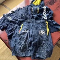 ダウポンチ 上下　tシャツ 3点　　セットアップ　ＸＬのサムネイル