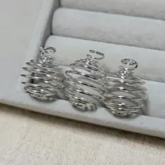 no.566　スパイラルチャーム 3個セット