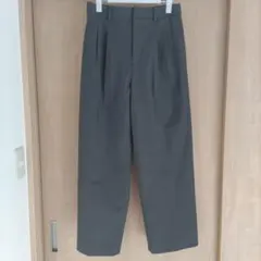 ユニクロ　UNIQLO タックワイドパンツ　ツータック　Mサイズ　グレー