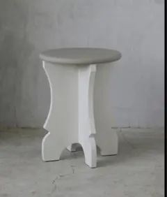 サイドテーブル