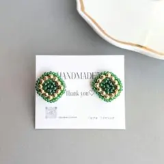 ビーズ刺繍イヤリング　レトロ　グリーン