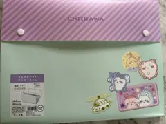 ちいかわ マルチポケットクリアファイル A4 6ポケットのサムネイル