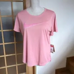 【最終価格❢】【新品・未使用❢】ナイキ・スポーツTシャツ(レディース)