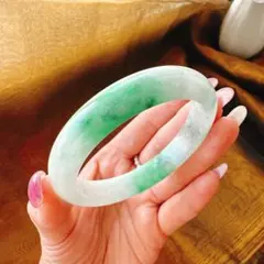 中古 翡翠 飄緑 バングル 手镯 淡緑色 玉環 CL0409 - メルカリ