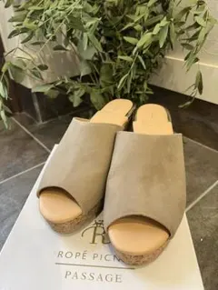 ROPÉ PICNIC ベージュ サンダル 23.0cm〜23.5cmのサムネイル