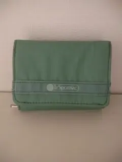 LeSportsac　三つ折り財布　レスポのサムネイル