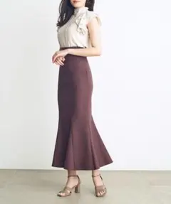 【試着のみ】SNIDEL　スナイデル　ハイウエストへムフレアスカート Sサイズ