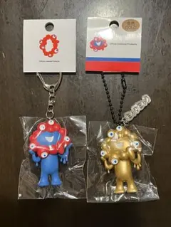 ミャクミャク　立体PVCキーホルダー ２個セット