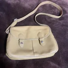 ロンシャン（Longchamp）のレザーショルダーバッグ