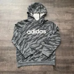 アディダス　adidas パーカー