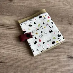 No.79 箱ティッシュの持ち運びができる☆ティッシュケース✳︎シマエナガおにぎり