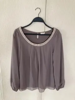 ロペピクニック　パープルグレー シフォンブラウス 長袖 レース装飾