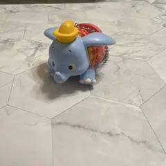 ディズニー ガチャ ダンボ ガチャガチャ カプセルトイ 限定品