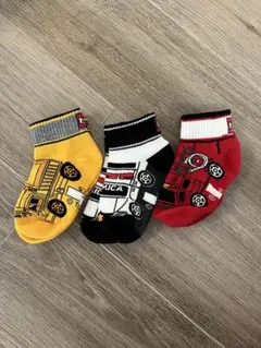 トミカキッズ靴下3足セット