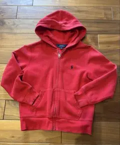 赤色フード付きパーカー