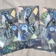 受注ツイステ ビッグアクリルスタンド／オーロラ箔押し缶バッジ
