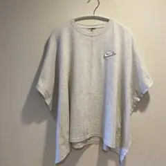 ナイキ　Tシャツ NIKE 半袖　グレー ヨガ　トレーニングウェアのサムネイル
