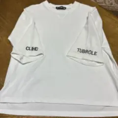 白いオシャレTシャツ