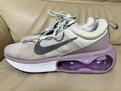 Item thumbnail for item 900edd01-88ee-4793-a5ad-b3f55f585c56