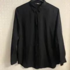 UNIQLO ユニクロ 長袖シャツ ブラックのサムネイル