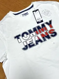 タグ付き新品未使用　トミージーンズ TOMMY JEANS ロゴTシャツ