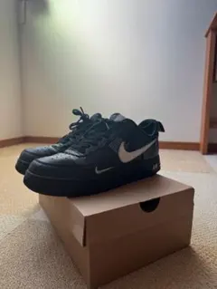 Nike AF1 Low Utility "Black/ White"のサムネイル