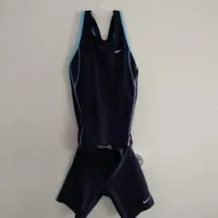 新品　ナイキ　女児　セパレート水着　150cm　ネイビー