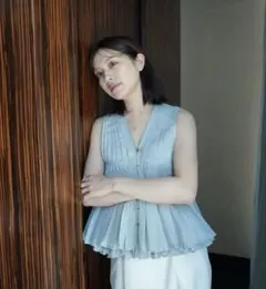 laube blanc Cotton Tiered Volume Blouse - メルカリ
