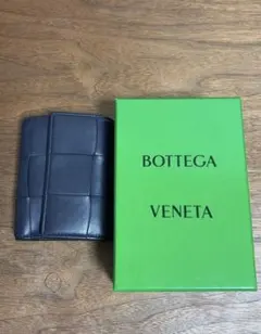 BOTTEGA VENETA ネイビーレザー3つ折り財布