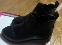 ショートブーツ