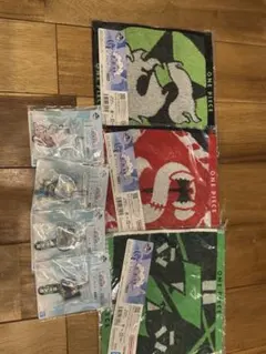 ONE PIECE タオル3枚とキーホルダー4個セット