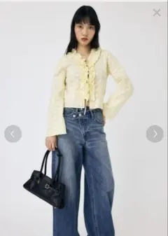 【新品】レースアップ フリルブラウス 長袖 ライトイエロー　MOUSSY