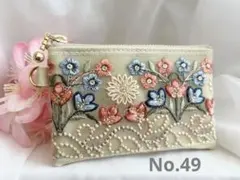 ポーチ　インド刺繍リボン　オフホワイト　イエローグリーン　合皮　No.49