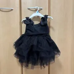 黒いフリル付き ベビードレス 9-12M