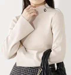 【本日削除・最終値下げ】Chico 首刺繍ハイネックリブニット