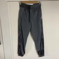 NIKE ナイキ ランニングパンツ グレー Sサイズ