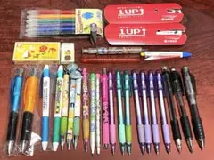 文具 まとめ売り（ボールペン・シャープペン・カラーマーカー・消しゴム・他）