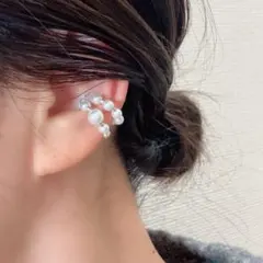 パールイヤカフ　２本セット　ビーズアクセサリー　イヤーカフ