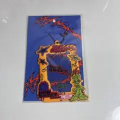 NewJeans 村上隆 トレカケース フォトホルダー 🇰🇷 NewJeans x 村上隆PVC卡套珠鍊吊飾– Mina Happy Buy