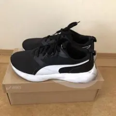 ◇◇プーマ　スニーカー25.5 ブラック PUMAのサムネイル