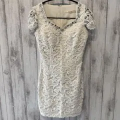 Tika キャバドレス ホワイト ビジュー