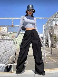 SHEIN ブラック パラシュートカーゴパンツ