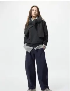 UNIQLO ジャージーバレルレッグパンツ　69NAVY