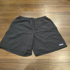 patagonia 黒 ショートパンツ バックポケット付き