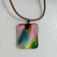 フリモントガラス ドロップス ネックレス ペンダント 虹のかけら カラフル