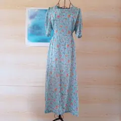 韓国服　花柄ワンピース