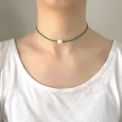 緑ビーズとパール　チョーカー